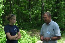 Lisa discussed management with U.S. Forest Service Manager Rex Mann in Daniel Boone National Forest, Kentucky.